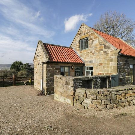 The Piggery Villa Whitby Exteriör bild