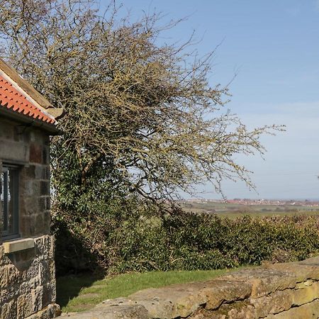 The Piggery Villa Whitby Exteriör bild