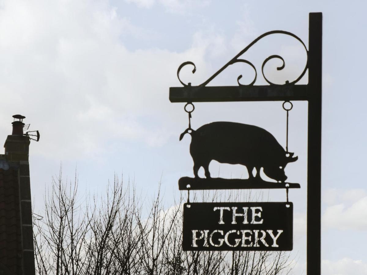 The Piggery Villa Whitby Exteriör bild